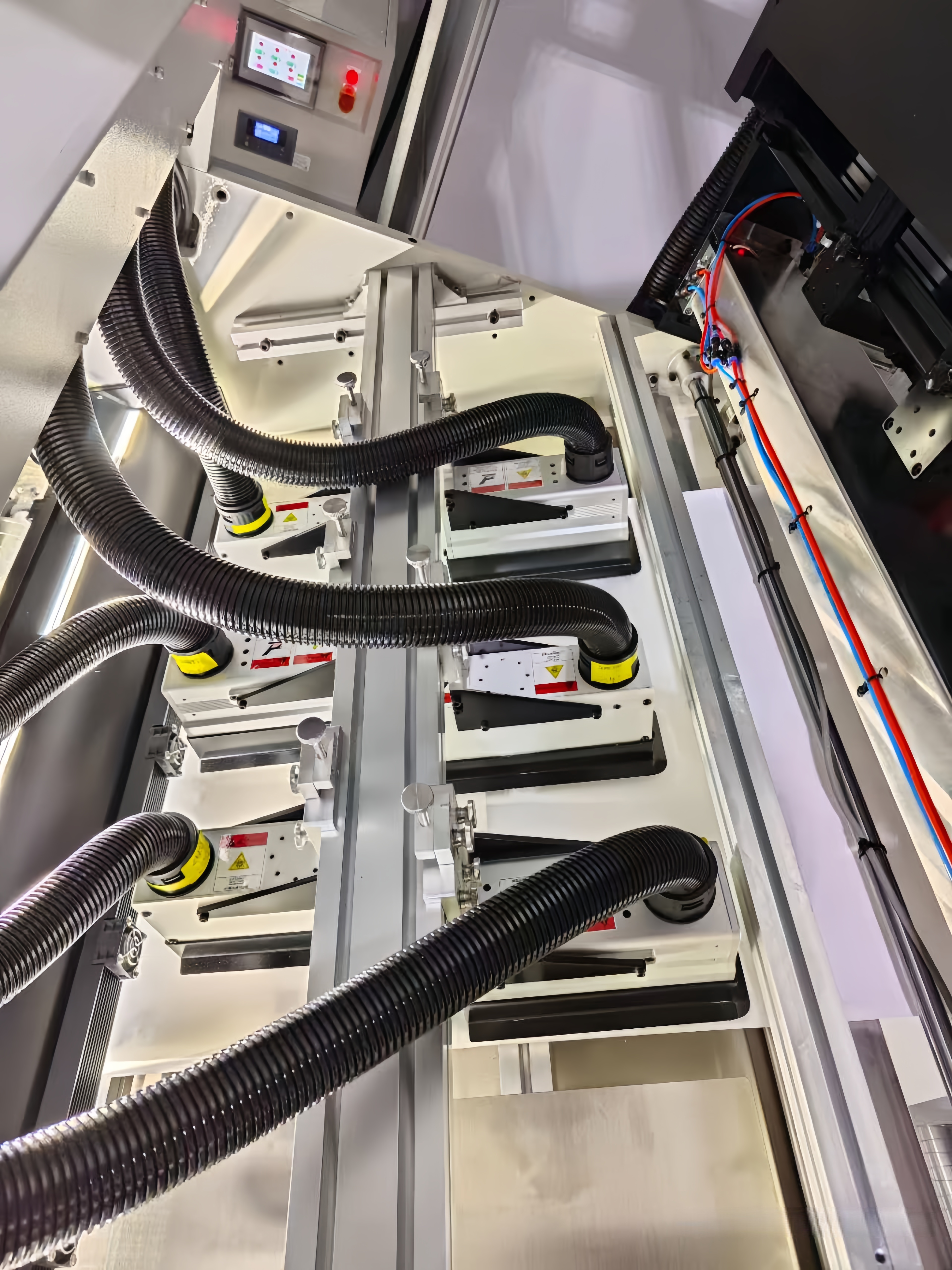 凹印在线喷码固化